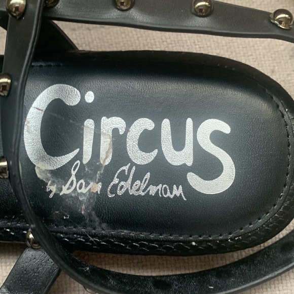 Circus by Sam Edelman "Gavin" Leather T-Strap Studded Sandal Black Size 9.5 - Picture 6 of 16